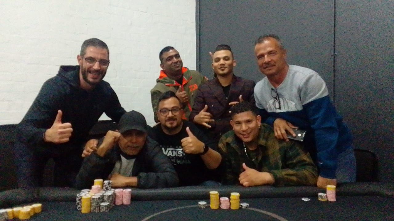 Friendly split at Concept Social Poker Club